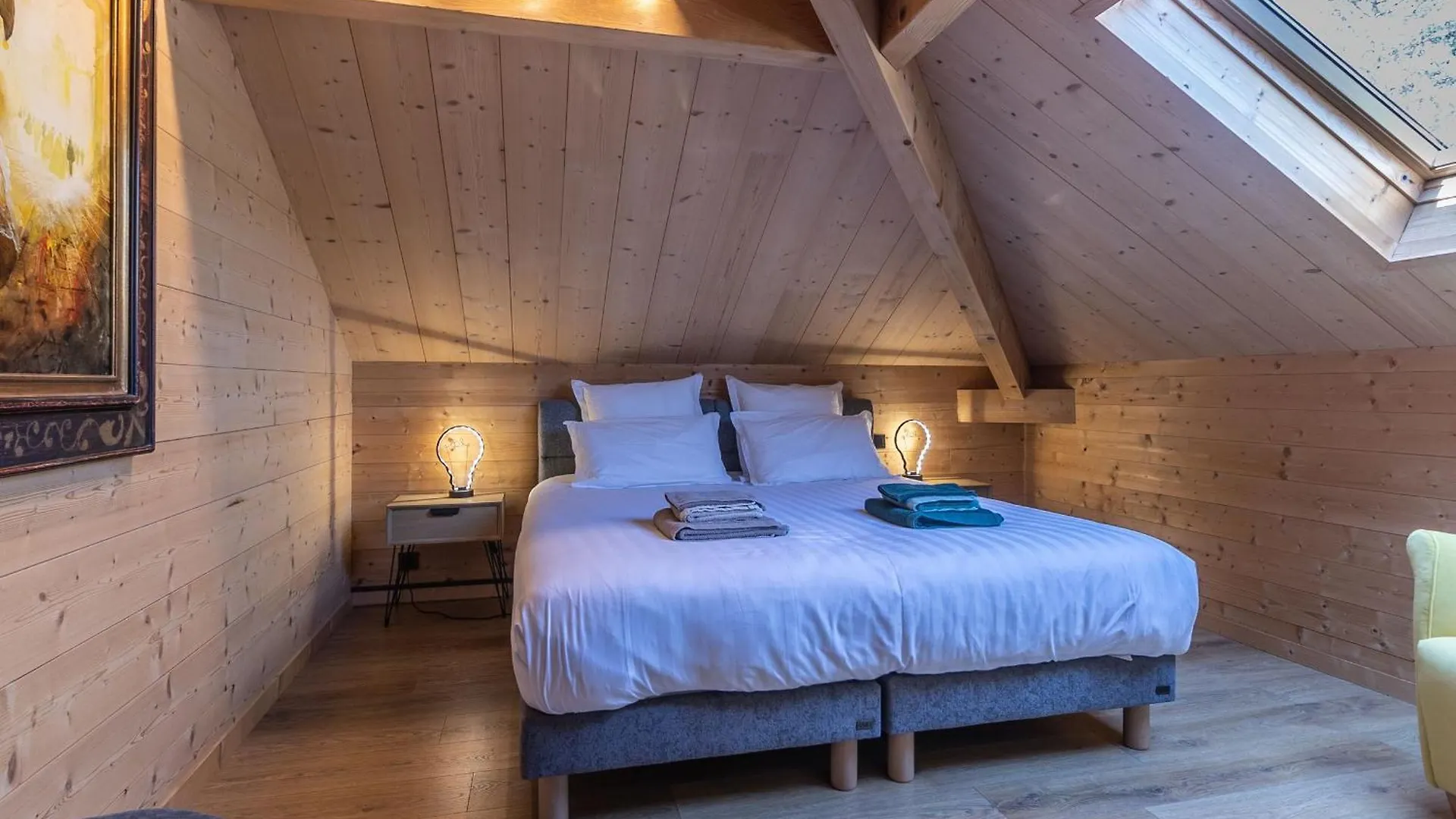 Luxe Et Detente : Lodge Avec Spa Privatif Et Acces Piscine, Golf, Et Aire De Jeux. - Fr-1-582-39 Le Chambon-sur-Lignon