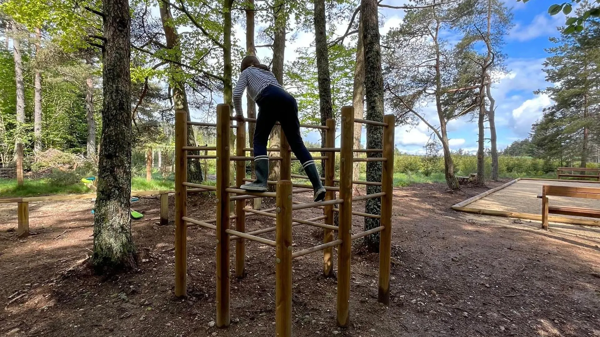 Luxe Et Detente : Lodge Avec Spa Privatif Et Acces Piscine, Golf, Et Aire De Jeux. - Fr-1-582-39 Le Chambon-sur-Lignon França